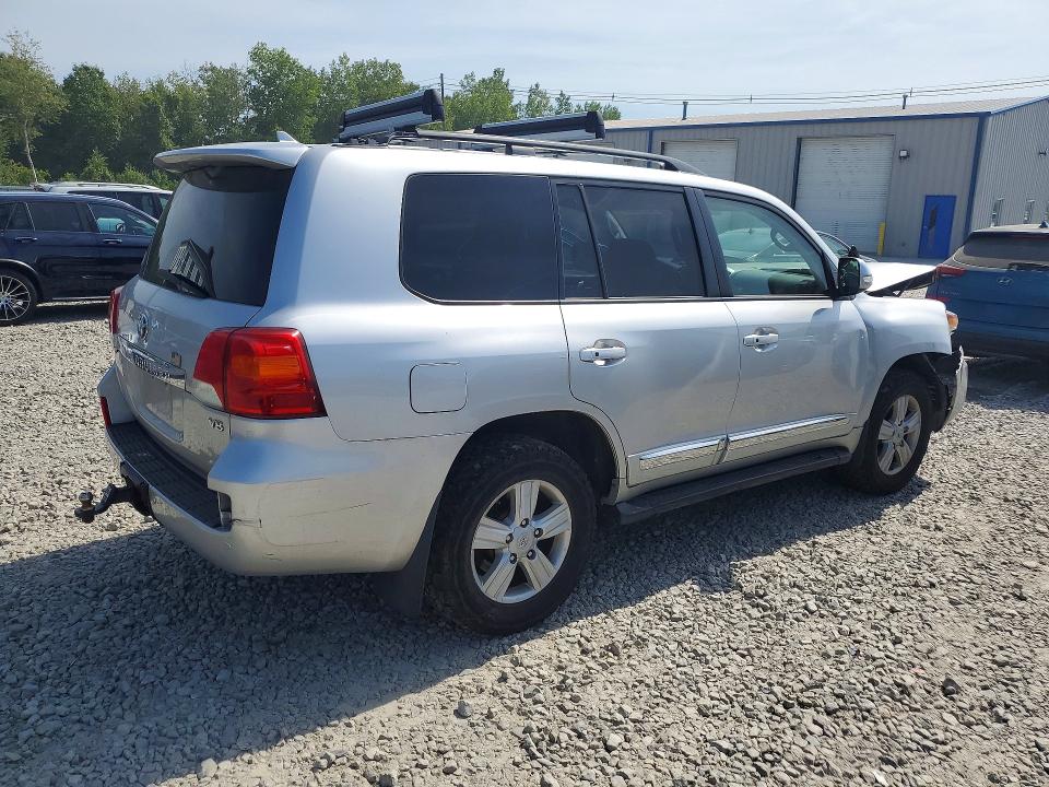 Photo 3 from auction – 2014 TOYOTA LAND CRUISER with VIN JTMHY7AJ7E4023352