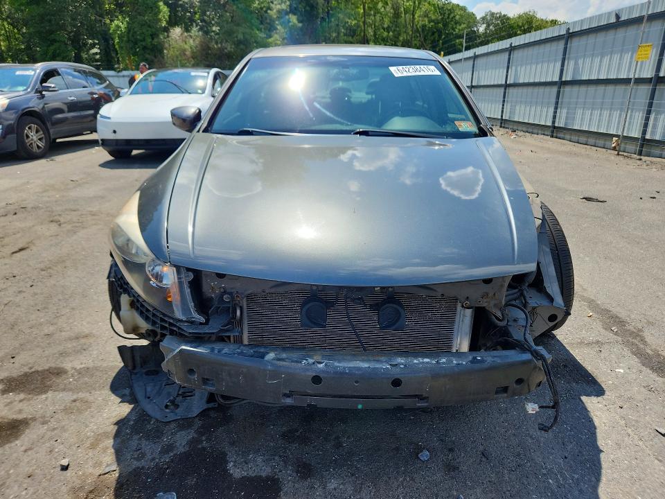 Photo 5 from auction – 2012 HONDA ACCORD with VIN 1HGCP3F82CA032343
