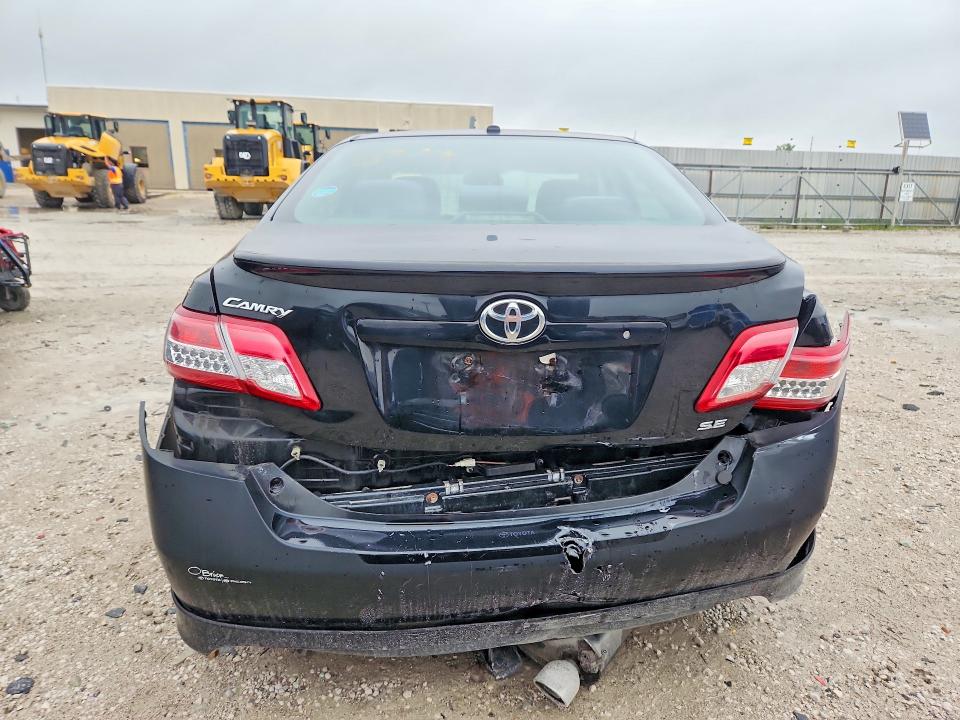 Photo 6 from auction – 2010 TOYOTA CAMRY with VIN 4T1BF3EK7AU518244
