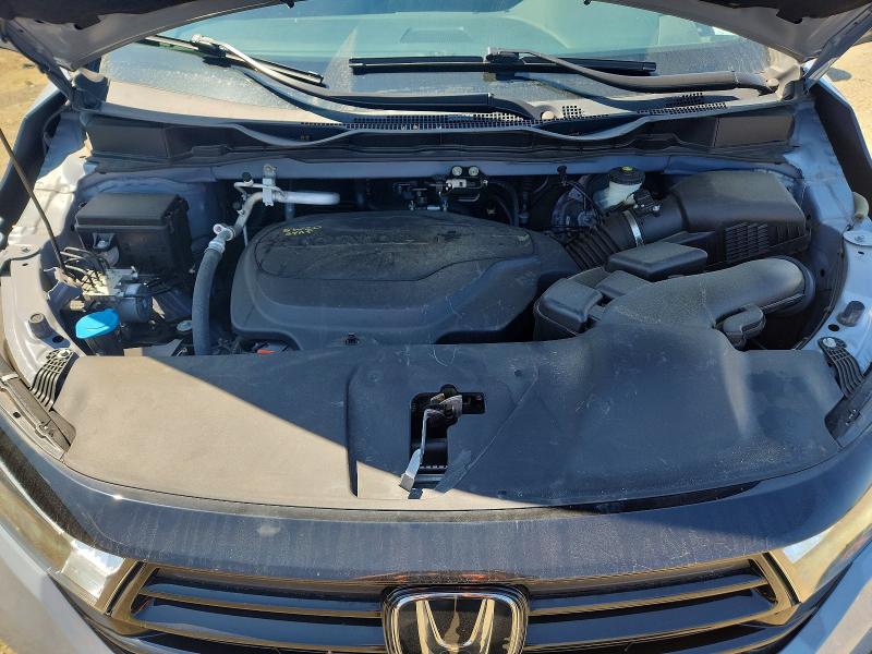Photo 12 from auction – 2023 HONDA ODYSSEY with VIN 5FNRL6H71PB068791
