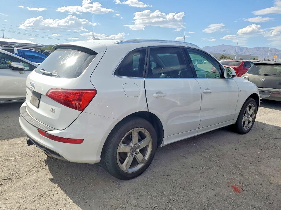Photo 3 from auction – 2012 AUDI Q5 with VIN WA1DKAFP1CA085090