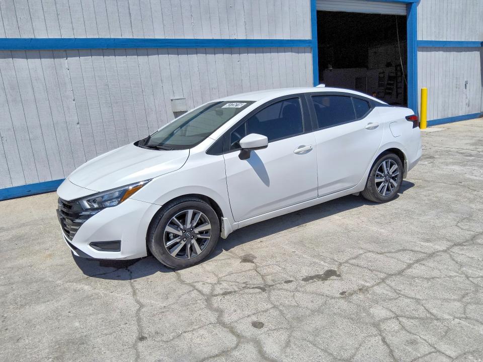 Photo 1 from auction – 2025 NISSAN VERSA with VIN 3N1CN8EV9SL847125