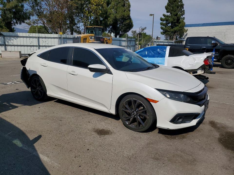 Photo 4 from auction – 2019 HONDA CIVIC with VIN 19XFC2F85KE204507