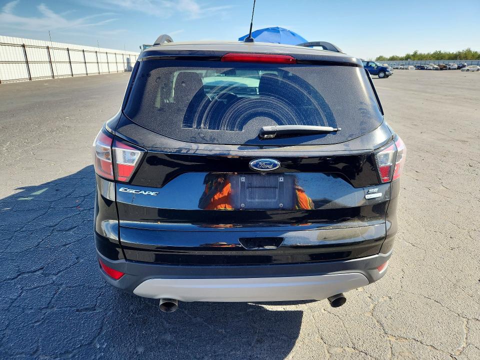Photo 6 from auction – 2018 FORD ESCAPE with VIN 1FMCU0GD9JUA35443