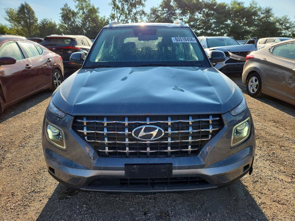 Photo 5 from auction – 2022 HYUNDAI VENUE with VIN KMHRC8A34NU132924