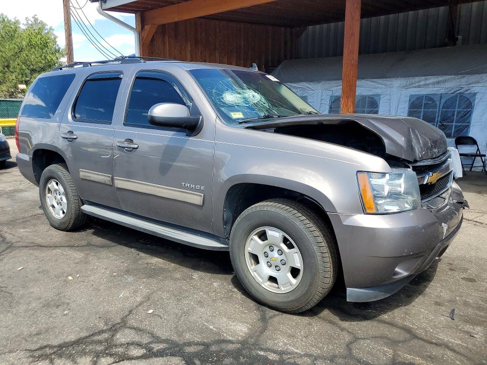 Photo 4 from auction – 2013 CHEVROLET TAHOE with VIN 1GNSKBE03DR135764