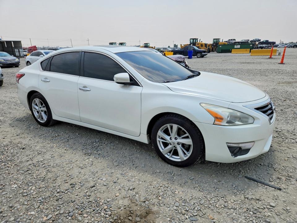 Photo 4 from auction – 2014 NISSAN ALTIMA with VIN 1N4AL3AP6EC124536