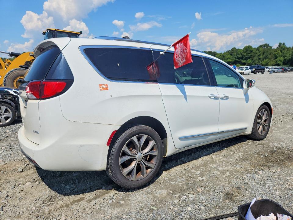 Photo 3 from auction – 2017 CHRYSLER PACIFICA with VIN 2C4RC1GG6HR504237