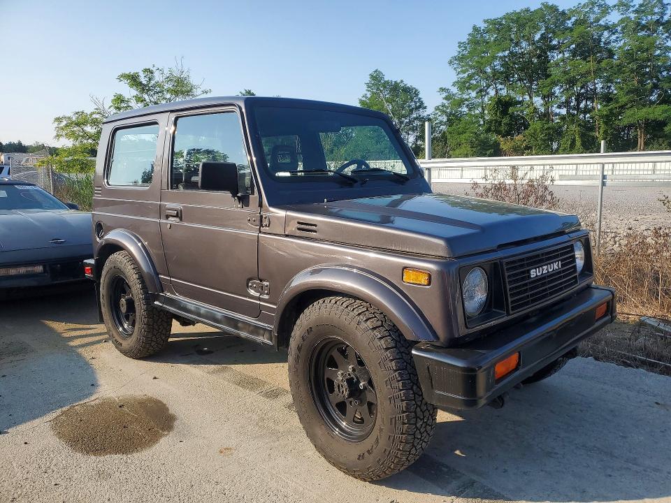 Photo 4 from auction – 1986 SUZUKI SAMURAI with VIN JS3JC51V8G4110639