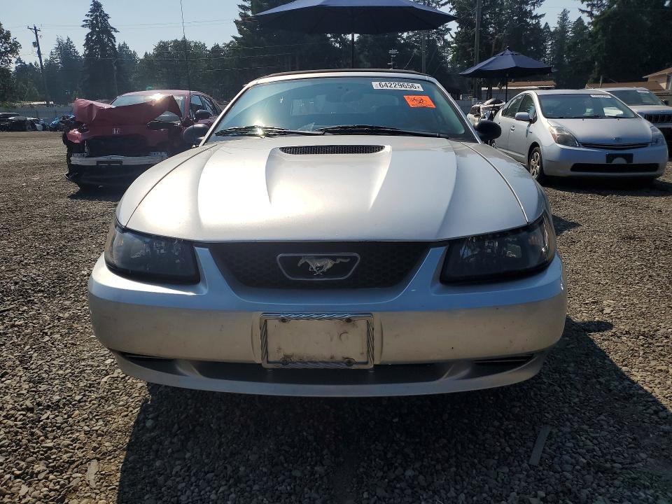 Photo 5 from auction – 2001 FORD MUSTANG with VIN 1FAFP44491F194784