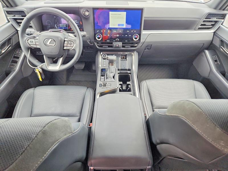 Photo 8 from auction – 2026 LEXUS GX 550 with VIN JTJTBCDX7T5087383