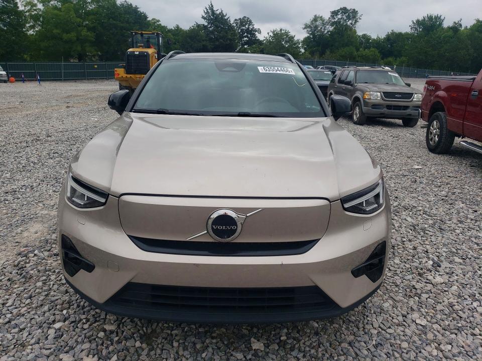 Foto 5 de la subasta – 2023 VOLVO XC40 con VIN YV4ED3UW4P2032147