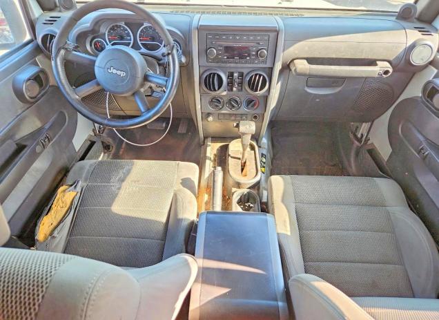 Photo 8 from auction – 2007 JEEP WRANGLER with VIN 1J4GB59187L102277