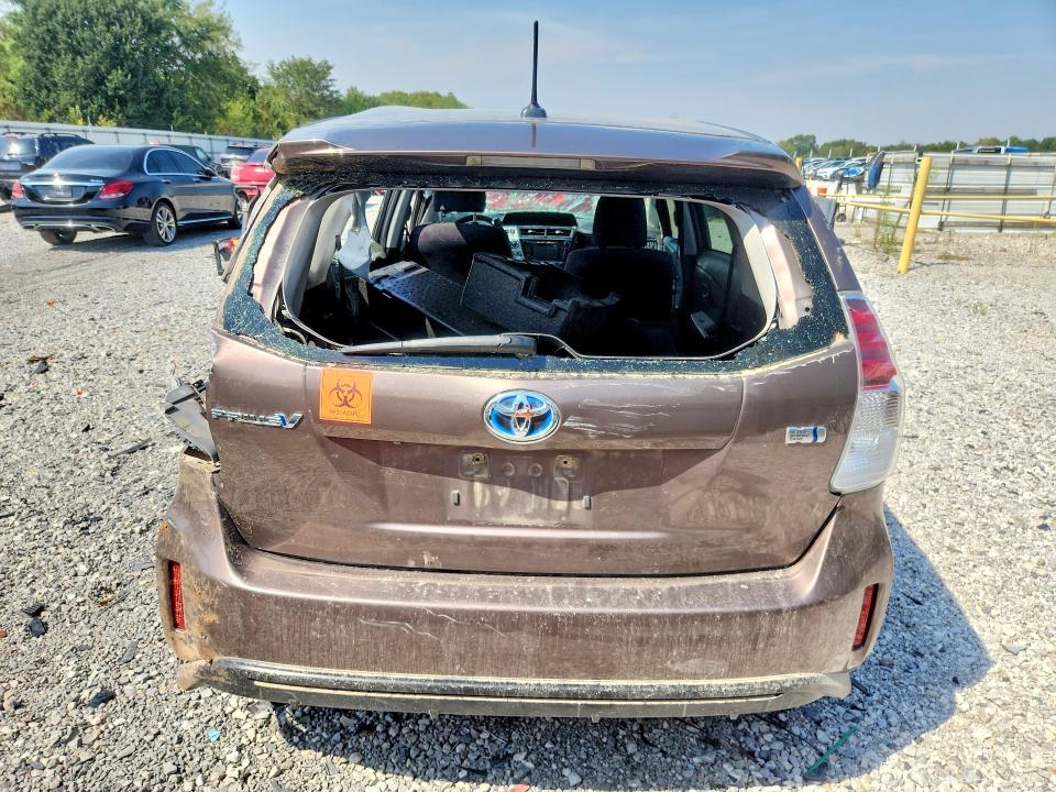 Photo 6 from auction – 2015 TOYOTA PRIUS V with VIN JTDZN3EU1FJ016877