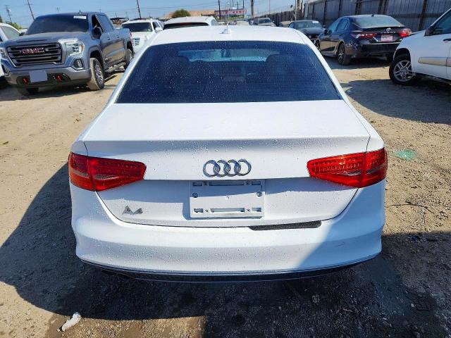Foto 6 de la subasta – 2015 AUDI A4 con VIN WAUEFAFL6FN015185