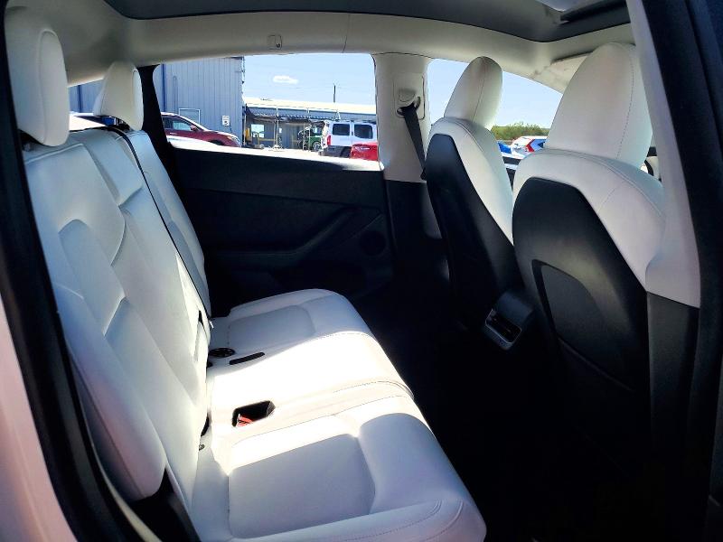 Photo 11 from auction – 2024 TESLA MODEL Y with VIN 7SAYGAEE9RF125587
