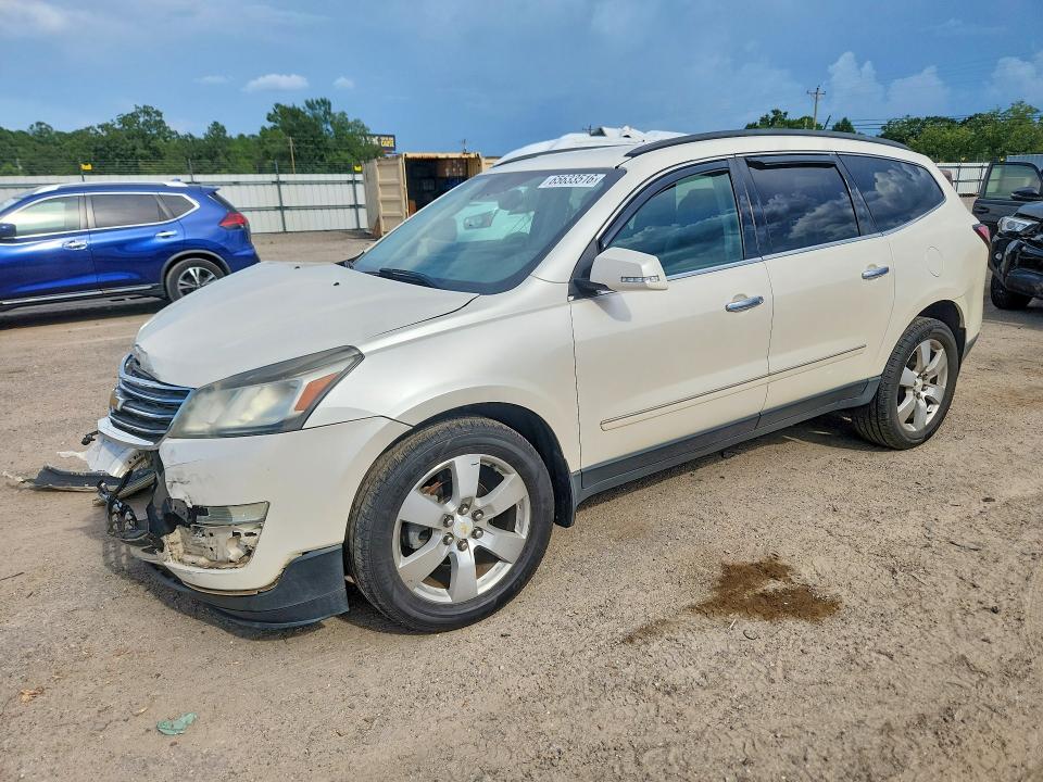 CHEVROLET TRAVERSE 2015 with VIN 1GNKVJKD0FJ296843 - Photo from auction