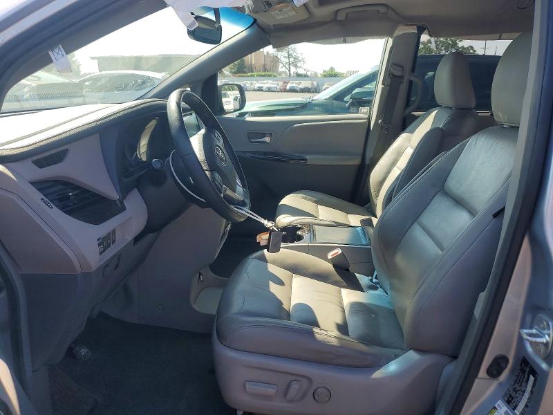 Photo 7 from auction – 2016 TOYOTA SIENNA with VIN 5TDYK3DC4GS697179
