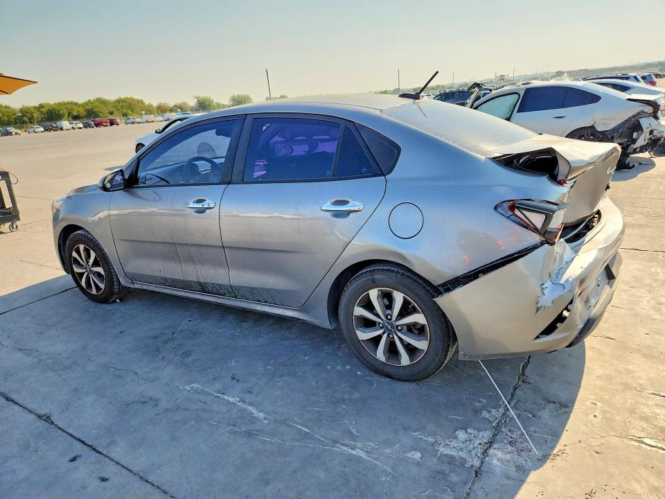 Снимка 2 от търг – 2023 KIA RIO с VIN 3KPA24AD7PE542642