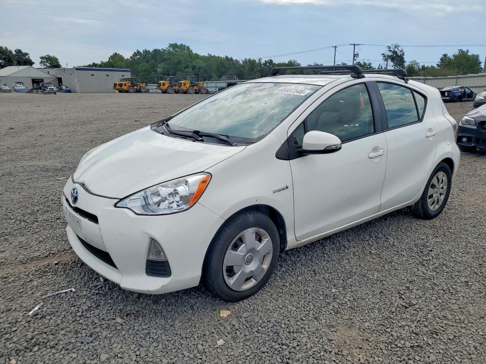 Photo 1 from auction – 2014 TOYOTA PRIUS C with VIN JTDKDTB39E1567718