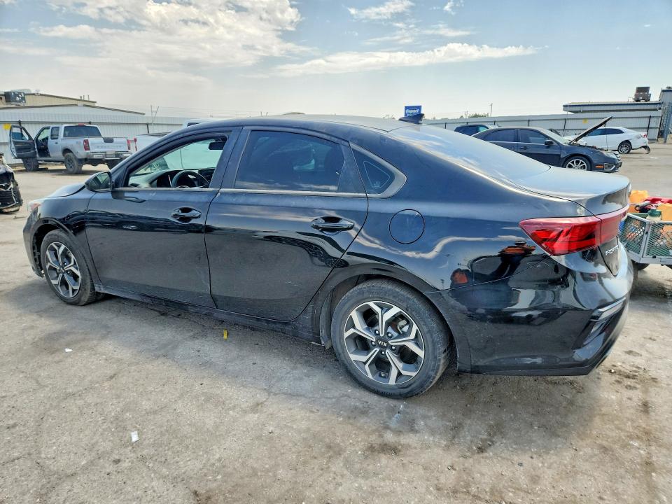 Photo 2 from auction – 2020 KIA FORTE with VIN 3KPF24AD6LE243076