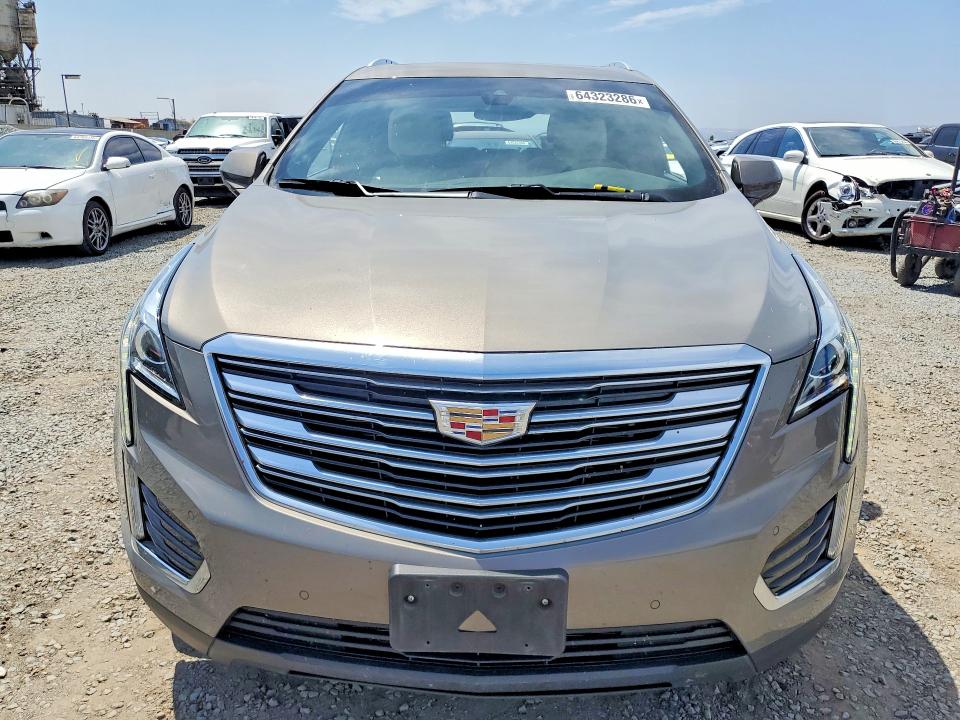 Photo 5 from auction – 2017 CADILLAC XT5 with VIN 1GYKNBRS4HZ262471