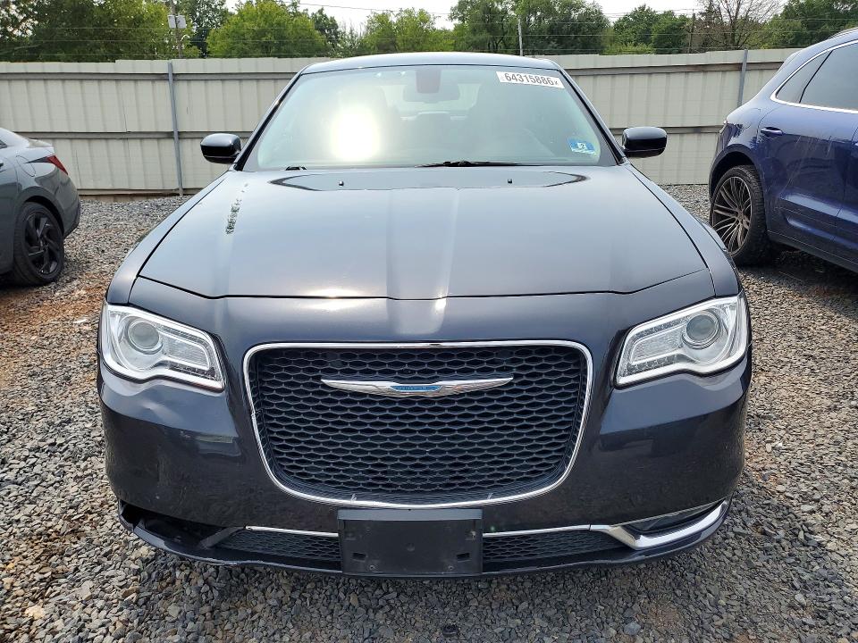 Photo 5 from auction – 2015 CHRYSLER 300 with VIN 2C3CCARG7FH760736