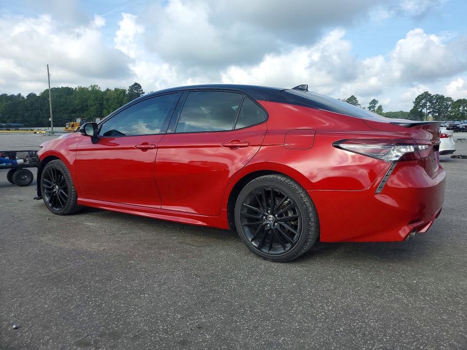 Photo 2 from auction – 2022 TOYOTA CAMRY with VIN 4T1K61AKXNU021141