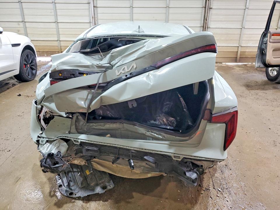 Photo 6 from auction – 2025 KIA K4 with VIN 3KPFT4DE2SE184012