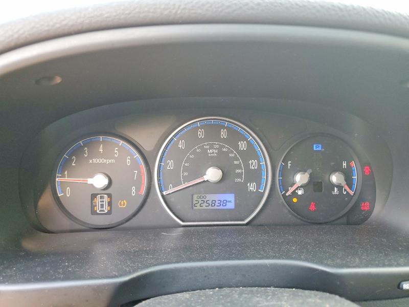 Photo 9 from auction – 2007 HYUNDAI SANTA FE with VIN 5NMSG13D87H047778