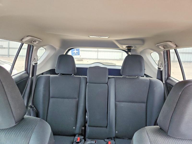Photo 10 from auction – 2017 TOYOTA RAV4 with VIN 2T3BFREV0HW678920