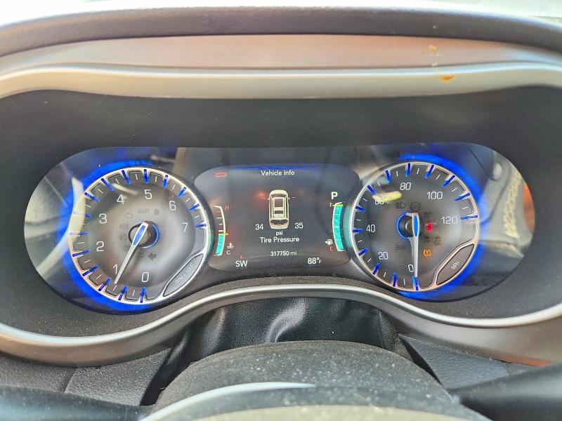 Photo 9 from auction – 2022 CHRYSLER PACIFICA with VIN 2C4RC1BG5NR167756