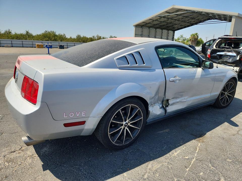 Photo 3 from auction – 2007 FORD MUSTANG with VIN 1ZVFT80N775279257
