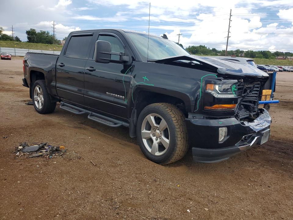 Photo 4 from auction – 2018 CHEVROLET SILVERADO with VIN 3GCUKREC4JG442604
