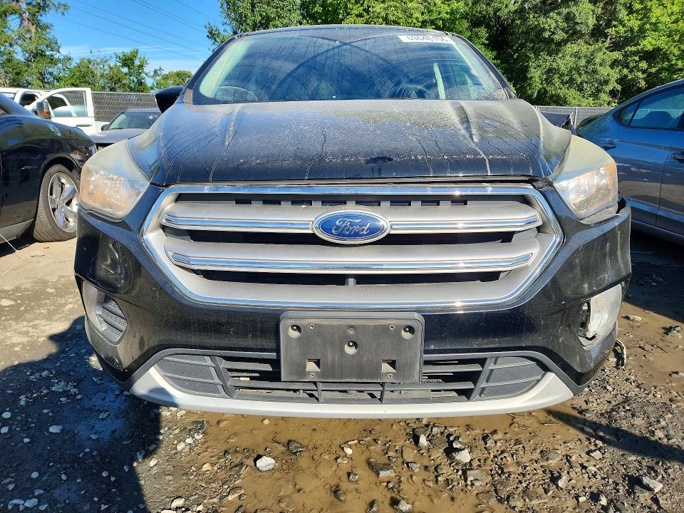 Photo 5 from auction – 2017 FORD ESCAPE with VIN 1FMCU0GD7HUA20644