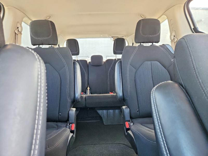 Photo 10 from auction – 2022 CHRYSLER VOYAGER with VIN 2C4RC1CG6NR215599