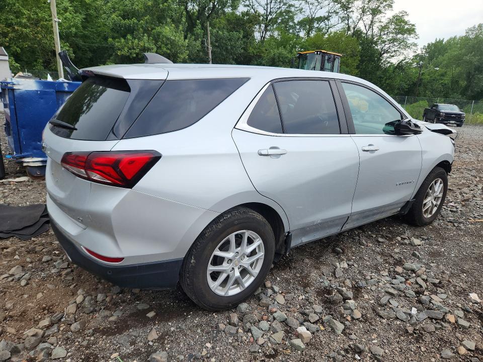 Photo 3 from auction – 2022 CHEVROLET EQUINOX with VIN 3GNAXKEV3NL259891
