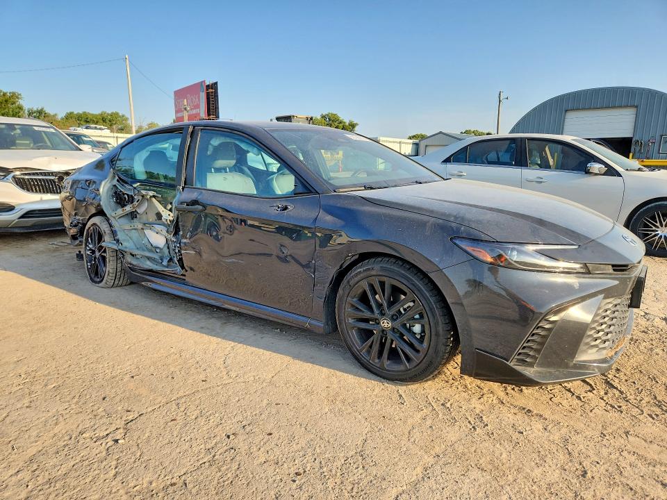 Photo 4 from auction – 2025 TOYOTA CAMRY with VIN 4T1DAACK3SU021403