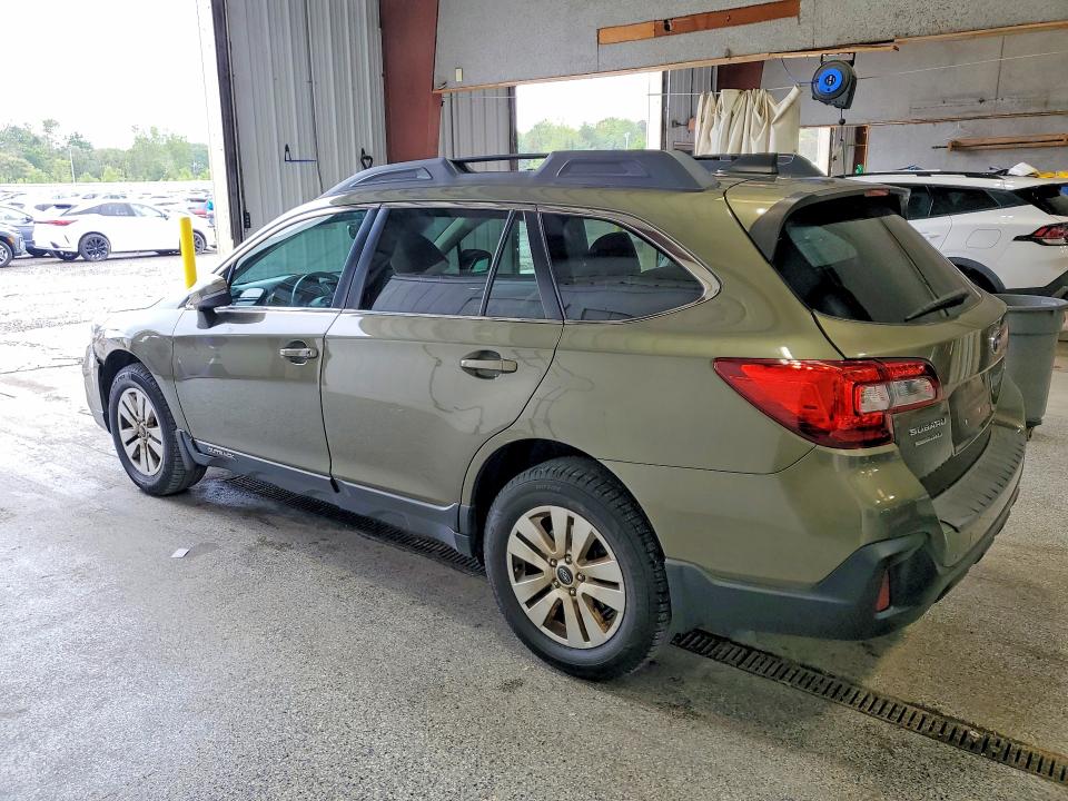 Foto 2 de la subasta – 2018 SUBARU OUTBACK con VIN 4S4BSAFC8J3332127