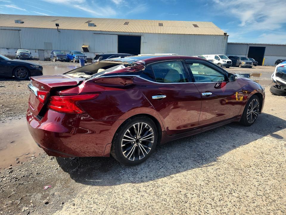 Photo 3 from auction – 2017 NISSAN MAXIMA with VIN 1N4AA6AP3HC438804