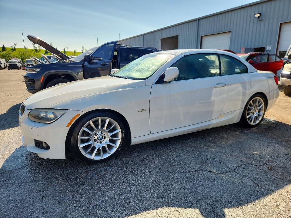 BMW 328 2013 with VIN WBADW3C59DJ525533 - Photo from auction