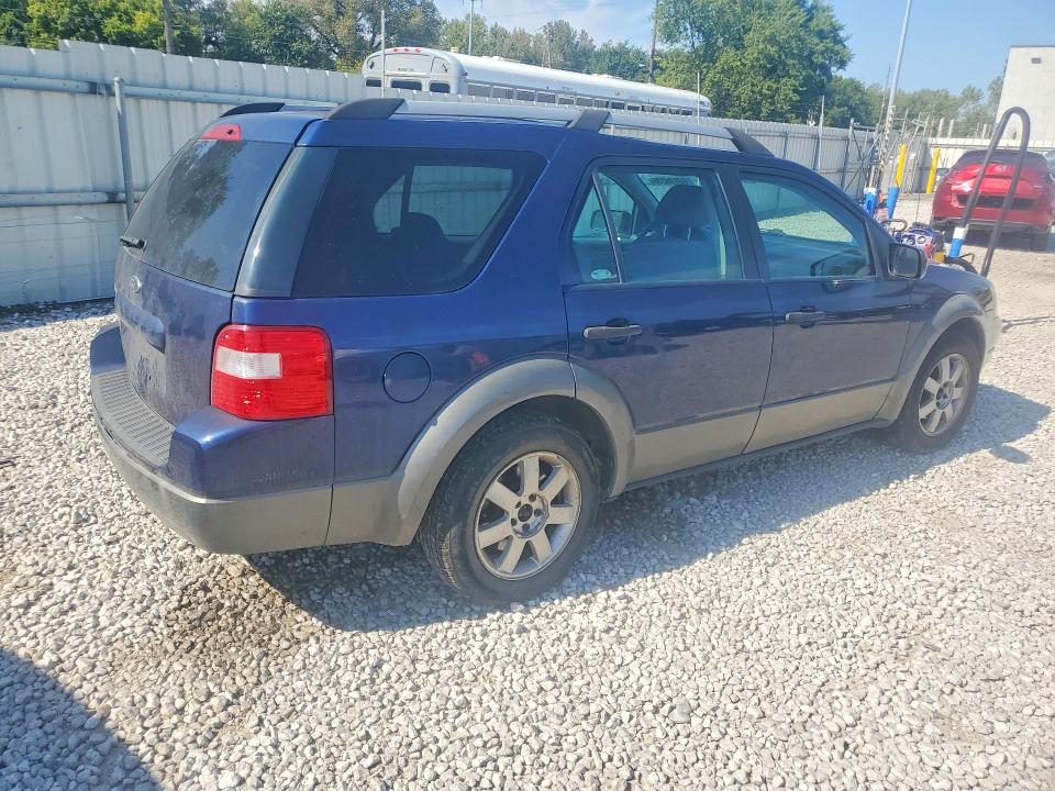 Photo 3 from auction – 2005 FORD FREESTYLE with VIN 1FMZK04125GA02119