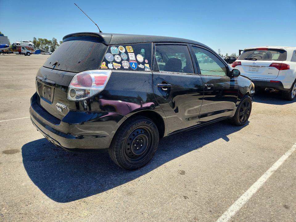Photo 3 from auction – 2005 TOYOTA MATRIX with VIN 2T1KR32E35C422236