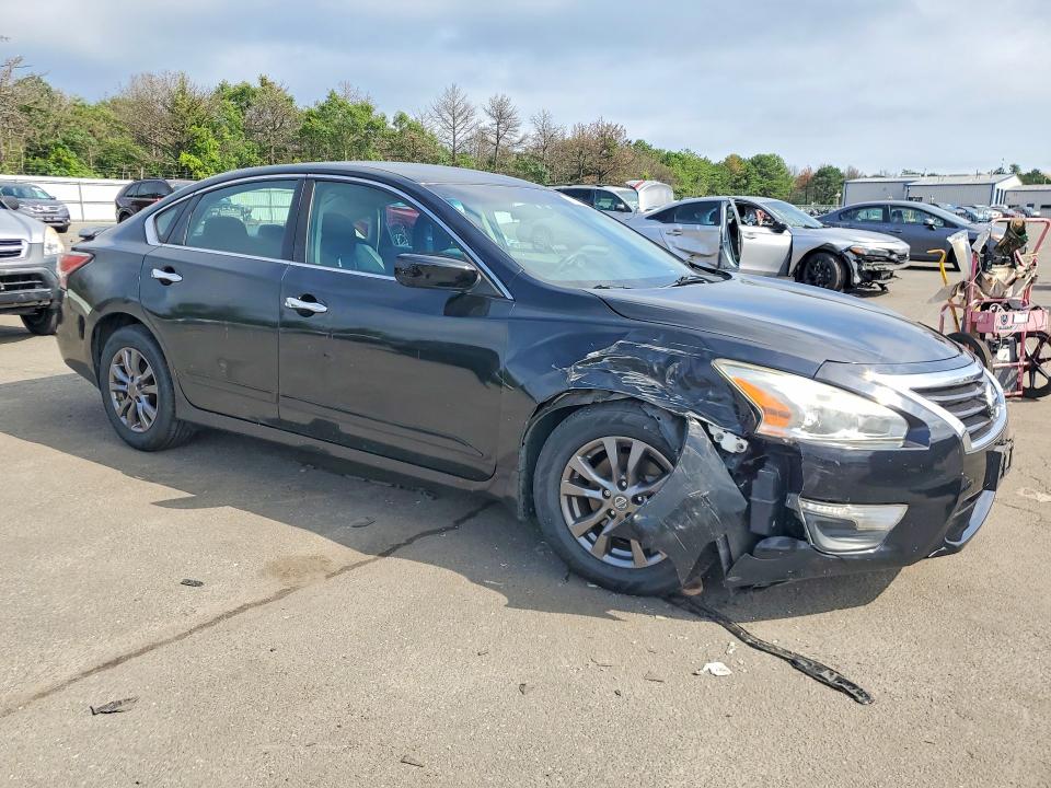 Photo 4 from auction – 2015 NISSAN ALTIMA with VIN 1N4AL3AP3FC590815