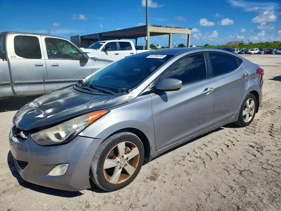 HYUNDAI ELANTRA 2012 with VIN KMHDH4AE4CU386586 - Photo from auction