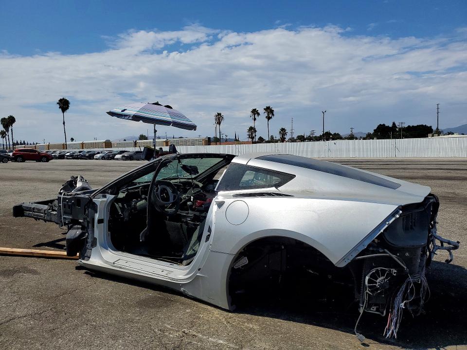 Photo 2 from auction – 2018 CHEVROLET CORVETTE with VIN 1G1YB2D73J5105726