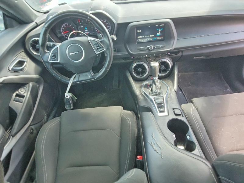 Photo 8 from auction – 2016 CHEVROLET CAMARO with VIN 1G1FB1RX3G0159091