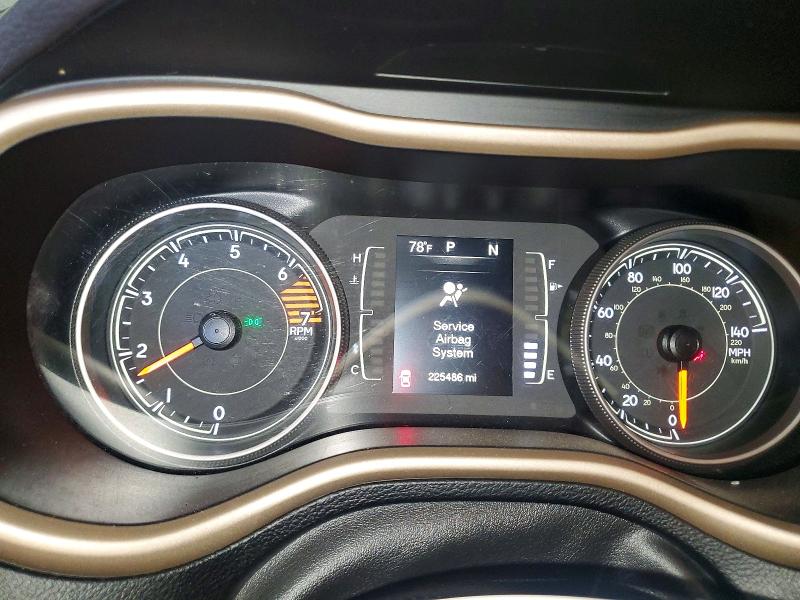 صورة رقم 9 من المزاد - 2018 JEEP CHEROKEE مع VIN 1C4PJLCB8JD552687