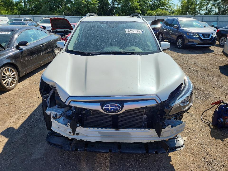 Photo 5 from auction – 2020 SUBARU FORESTER with VIN JF2SKAJC5LH449893