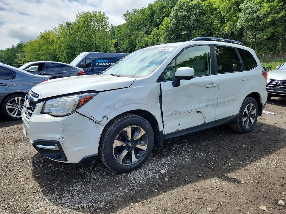 SUBARU FORESTER 2018 with VIN JF2SJAGC9JH575116 - Photo from auction